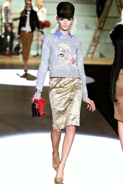 Look 13